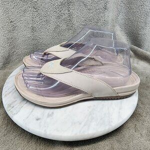 Kurusole Shoes Womens Size 8 Beige Slip On Sandals *Read*